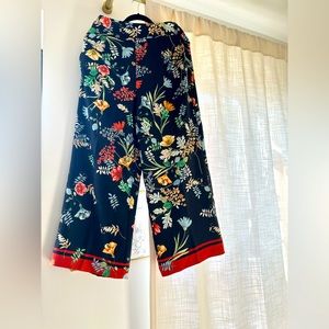Printed pants from zara, size L